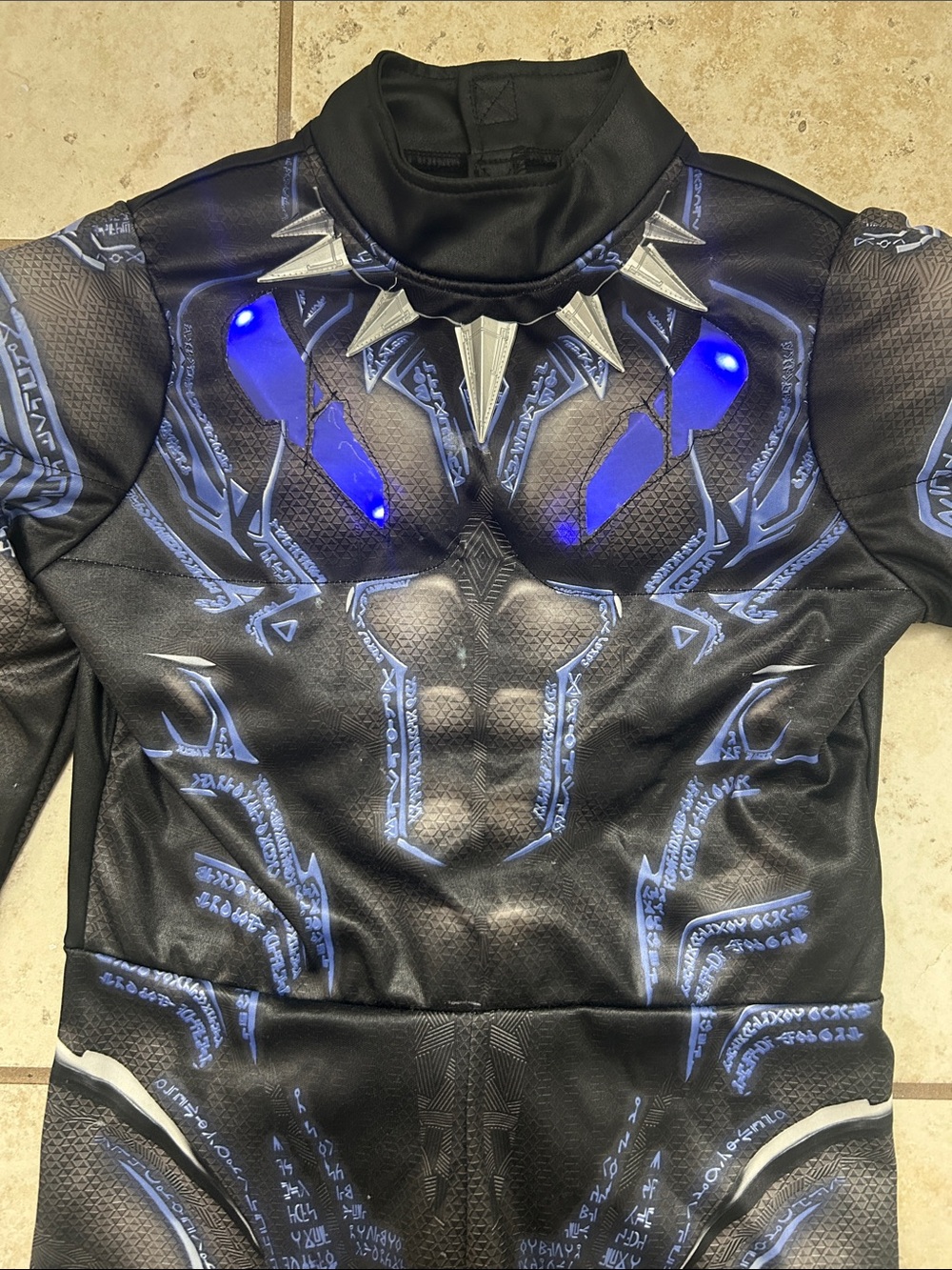 Disney Black Panther Costume with light up Vibranium chest! - Picture 2 of 5